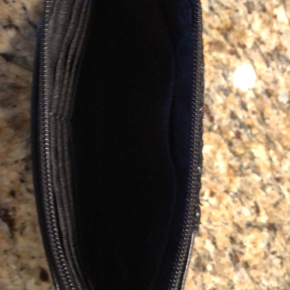 Coach wristlet - Picture 3 of 3